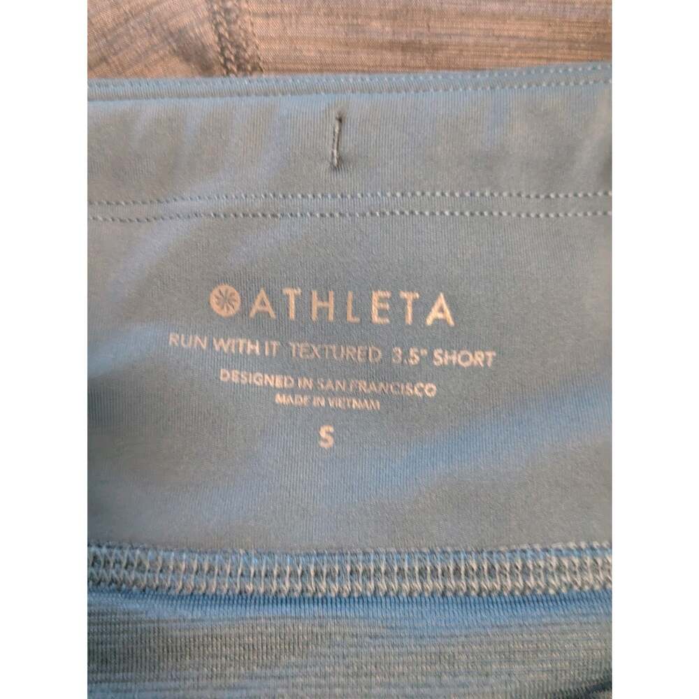 Athleta size Small Run With It Textured 3.5 Inch Shorts Teal Blue Green - Picture 4 of 7